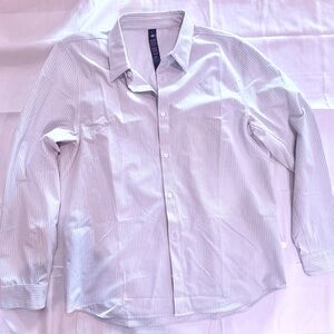 lululemon athletica Light Gray Striped Button Down Shirt • Size L • Long Sleeve